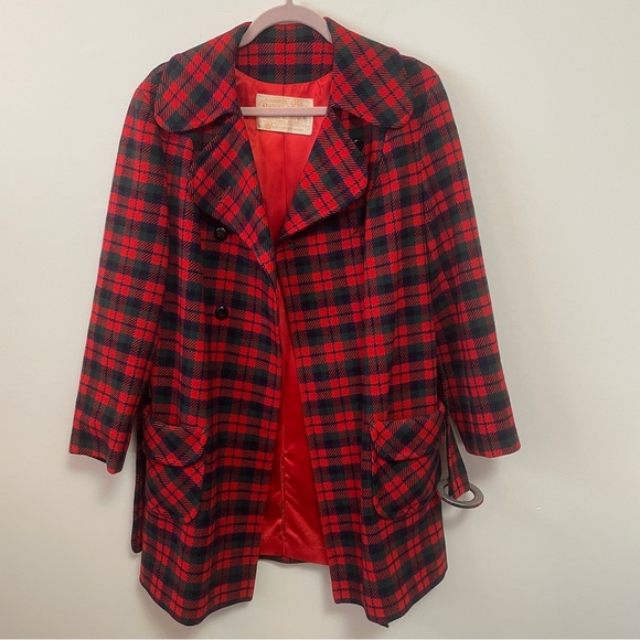 VINTAGE 100% Wool Red Tartan Plaid Pendleton Peacoat w/ Belt Sz M - Picture 1 of 14